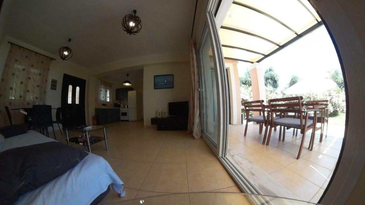 Barbati Beach Holiday Apartment, Corfu,Greece المظهر الخارجي الصورة